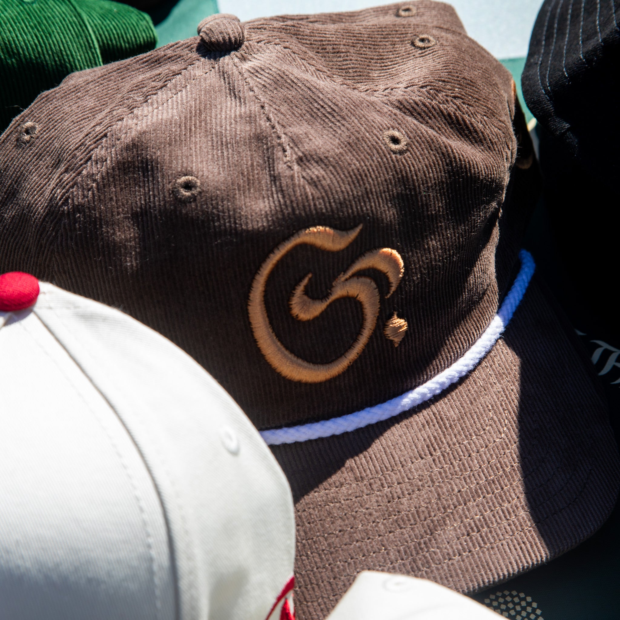 "Gintong Titik" Corduroy Rope Cap